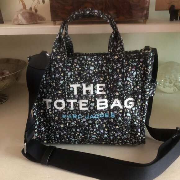 ***SOLD***NWOT Marc Jacobs Ditsy Floral Canvas Tote Bag Black Multi Small - Picture 13 of 16